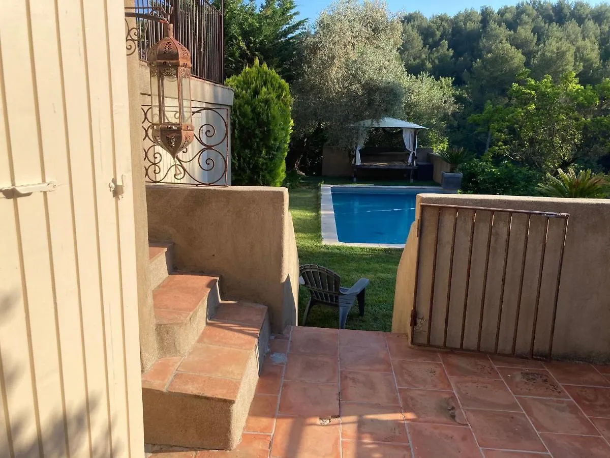 Villa Maison Ensoleillee Au Milieu Des Pins Entre Marseille Et Cassis